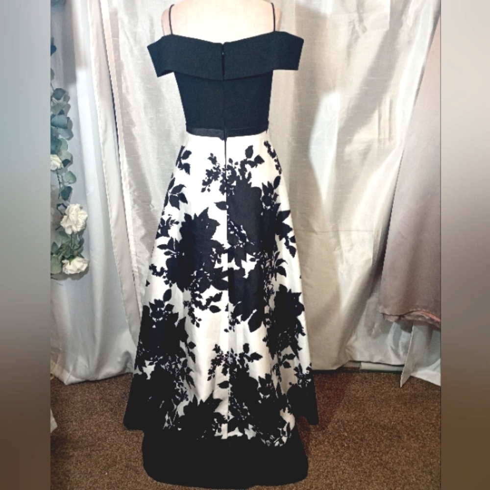 Morgan &Co Vintage Off-the-Shoulder Asym- metrical Hem, Long Dress, Black, 4-6
